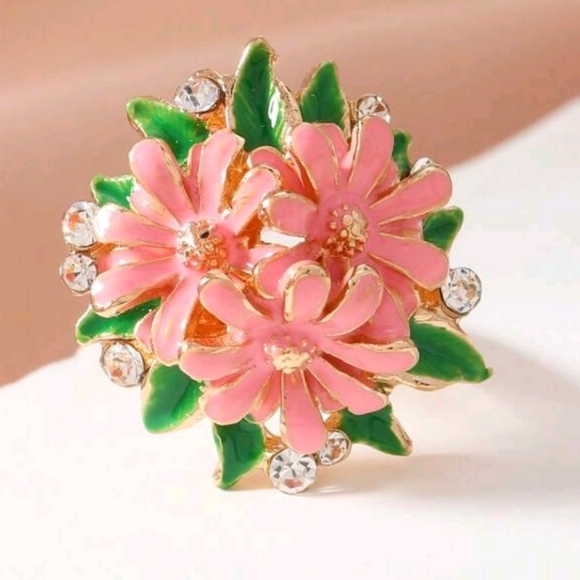 Charming Pink and Green Floral Brooch - Picture 1 of 3
